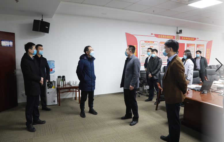 战“疫”｜pp电子集团疫情防控事情向导小组检查指导各单位防疫事情